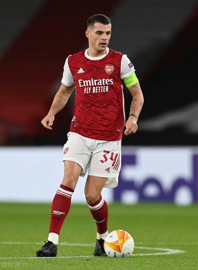 一脚向前传 一脚向前传